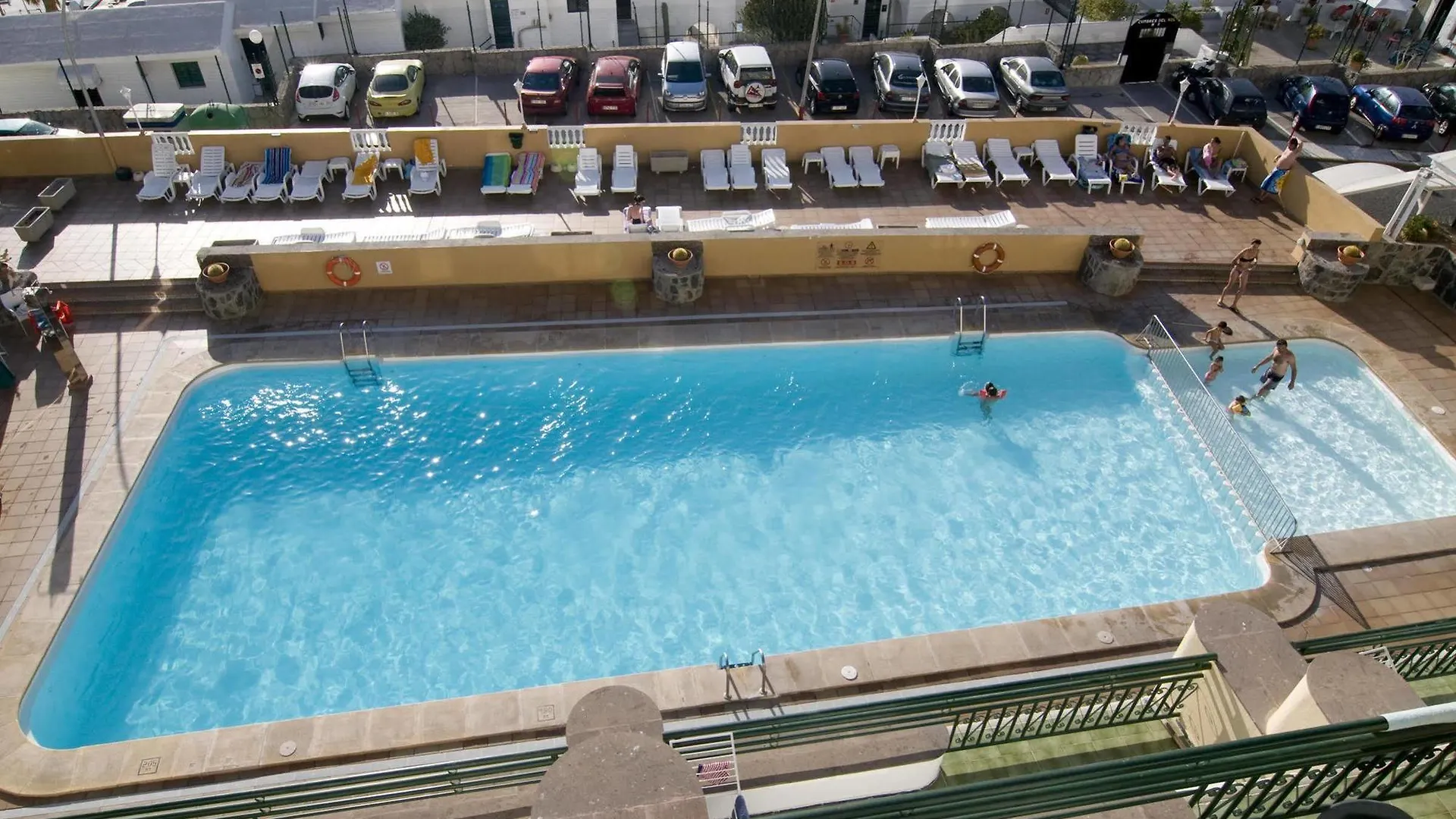 Apartamentos Castillo De Sol Puerto Rico  Apartment